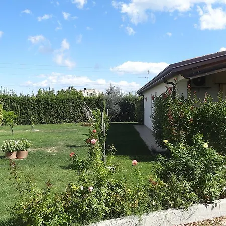 Bed and Breakfast Agriturismo Il Grappolo Λαντσιάνο